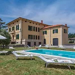 Villa Balbano Nyaraló *